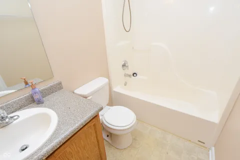 $239,000 | 3115 Salamonie Drive, Indianapolis, IN 46203