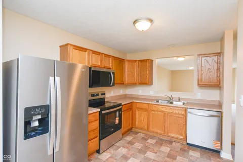 $239,000 | 3115 Salamonie Drive, Indianapolis, IN 46203