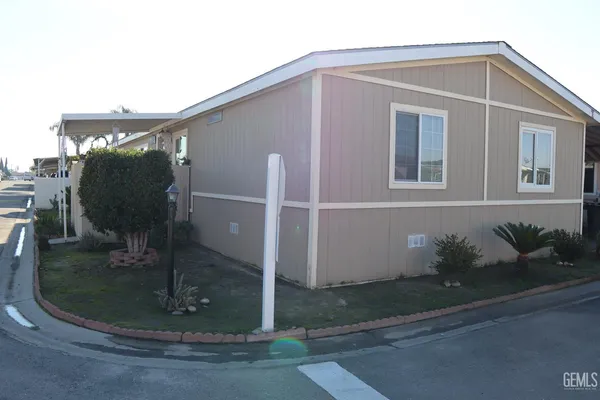 a house view with a outdoor space