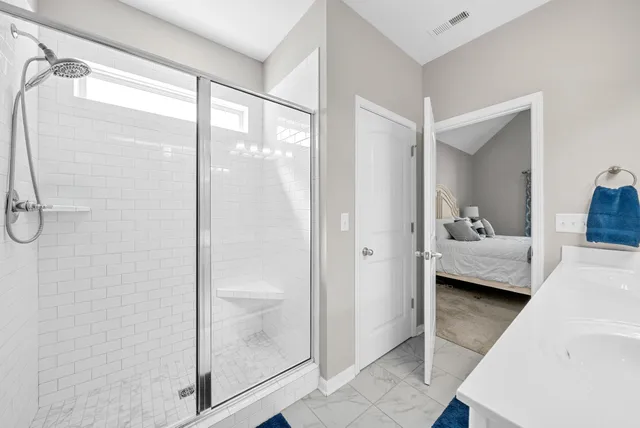 a en suite bathroom with a shower