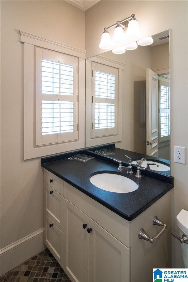 5 Clarendon Road Birmingham, AL 35213 - Photo 31 of 39