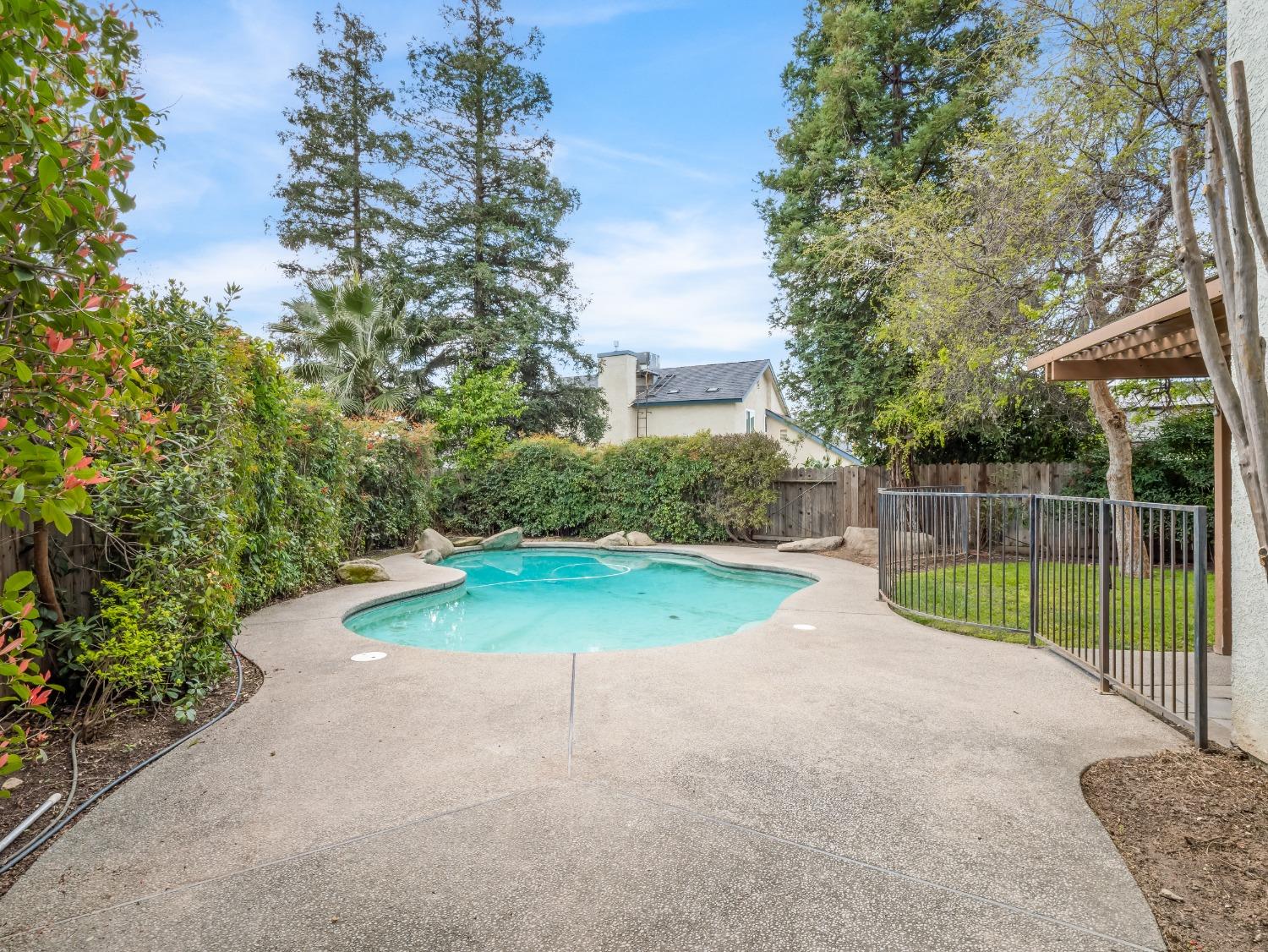 272 North Caesar Avenue Clovis, CA 93612 - Photo 32 of 34 a view of a park with large trees