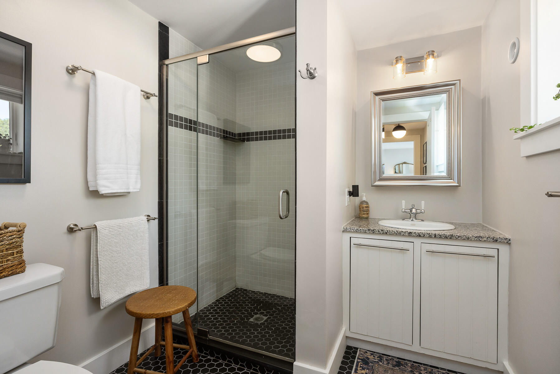 3 Otis Avenue, Unit A Kittery, ME 03904 - Photo 28 of 57 seacoastrephoto-36