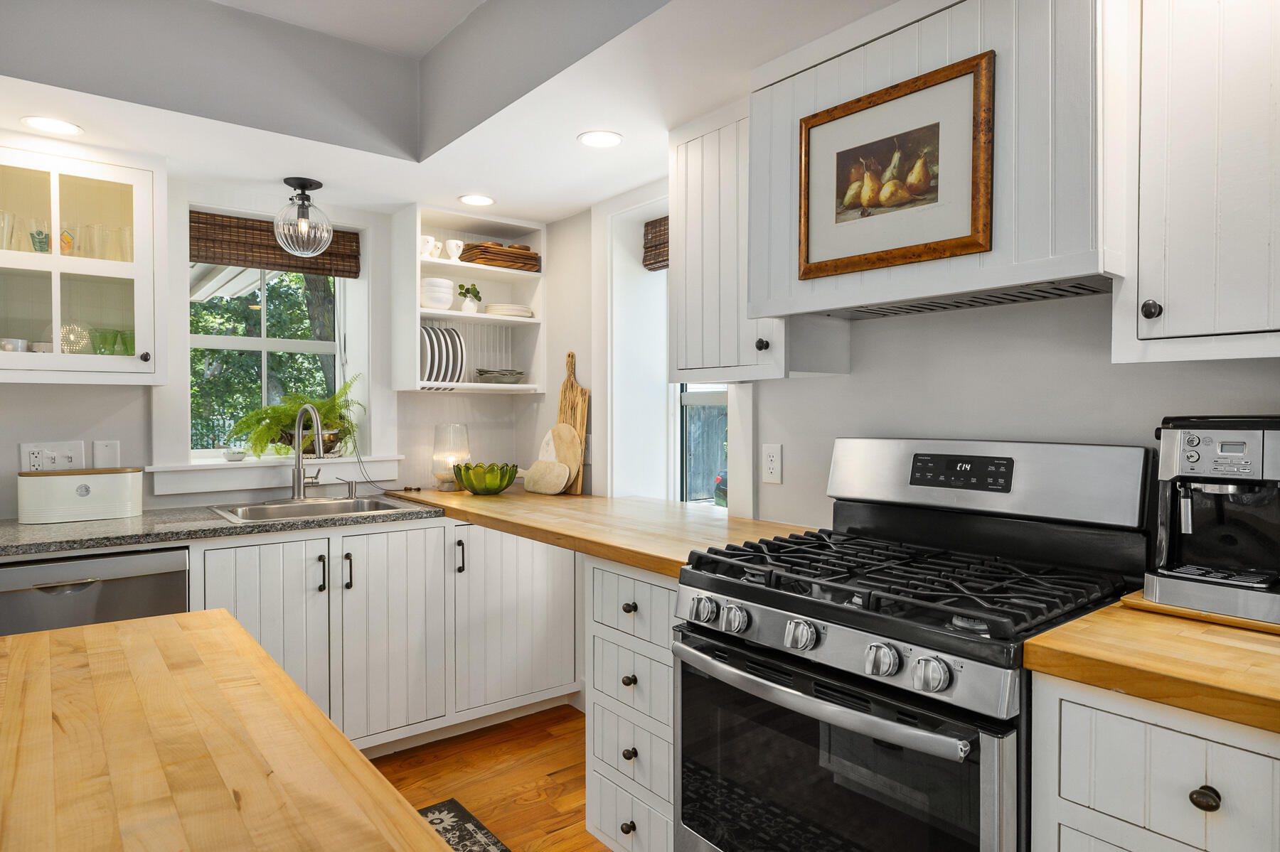 3 Otis Avenue, Unit A Kittery, ME 03904 - Photo 8 of 57 seacoastrephoto-14