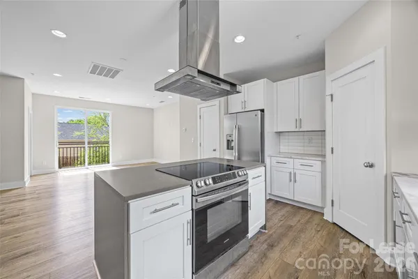 $2,800 | 840 East 18th Street, Unit C, Charlotte, NC 28205