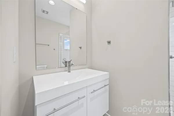 $2,800 | 840 East 18th Street, Unit C, Charlotte, NC 28205