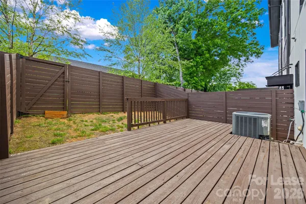 $2,800 | 840 East 18th Street, Unit C, Charlotte, NC 28205