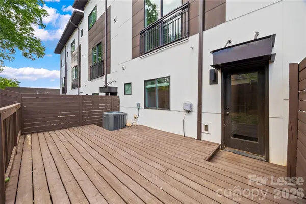 $2,800 | 840 East 18th Street, Unit C, Charlotte, NC 28205