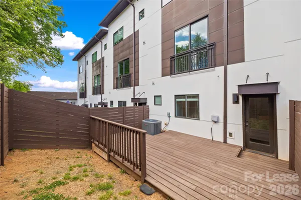 $2,800 | 840 East 18th Street, Unit C, Charlotte, NC 28205