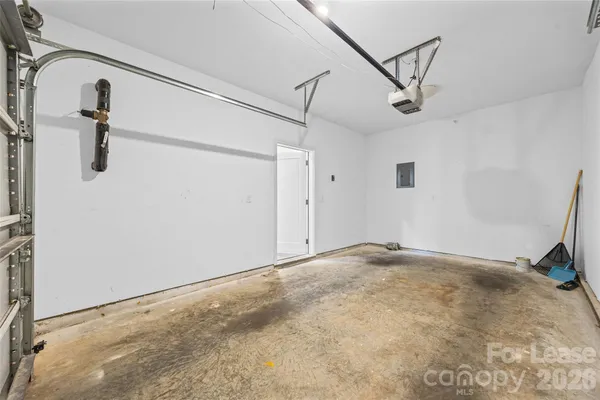 $2,800 | 840 East 18th Street, Unit C, Charlotte, NC 28205