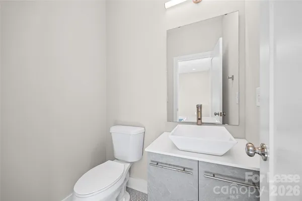 $2,800 | 840 East 18th Street, Unit C, Charlotte, NC 28205