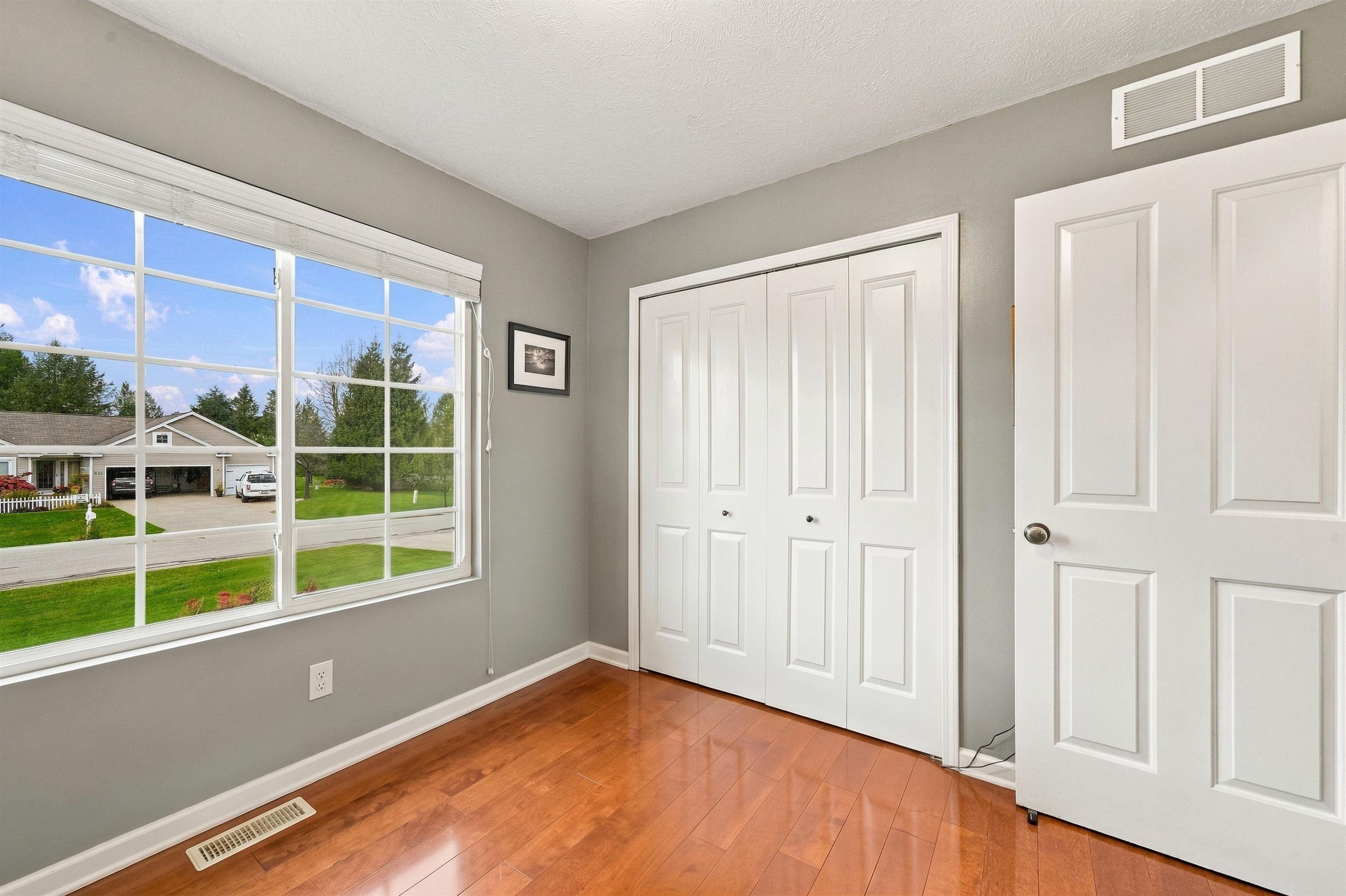 577 Strohm Road Traverse City, MI 49696 - Photo 17 of 33 1951382-a1f88930-ba00-4b87-9404-7af893133c5d.JPG