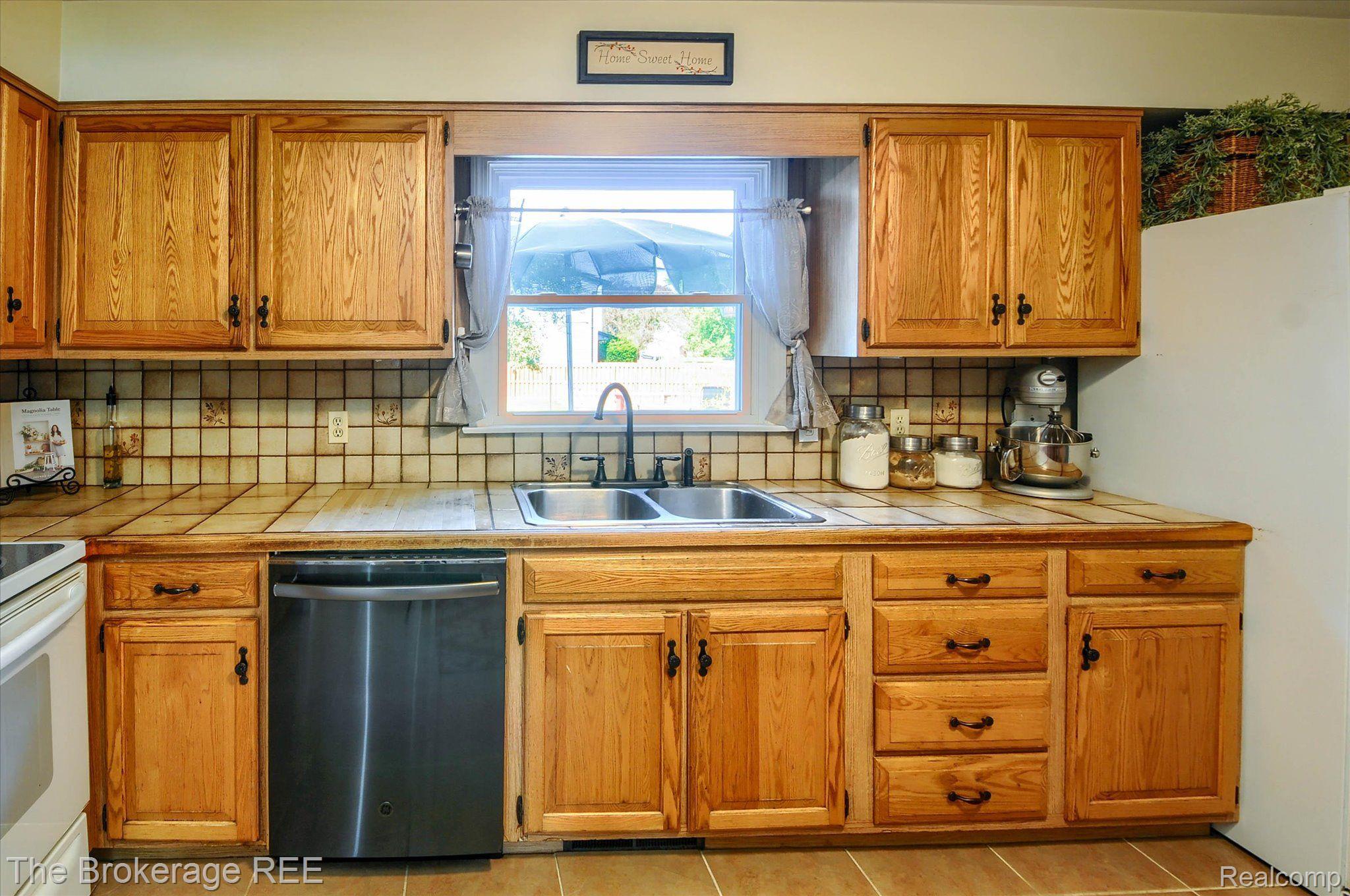 8185 Davison Road Davison, MI 48423 - Photo 35 of 64 Gallery Image 35