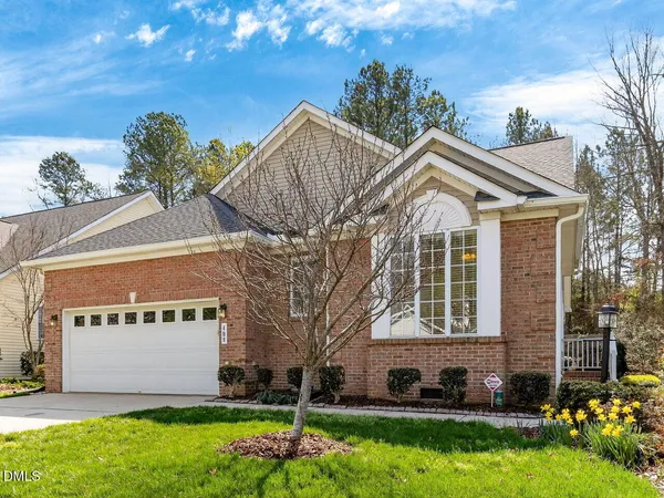 $649,900 | 408 Knotts Valley Lane, Cary, NC 27519