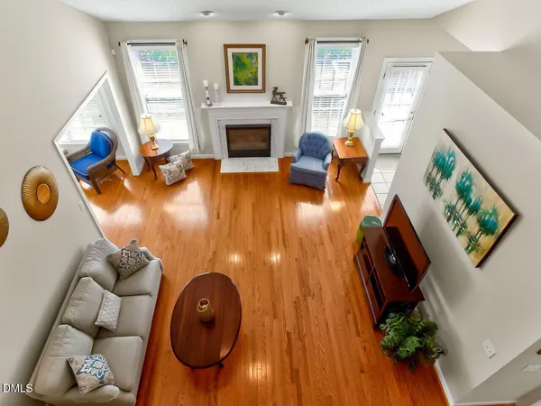 $649,900 | 408 Knotts Valley Lane, Cary, NC 27519