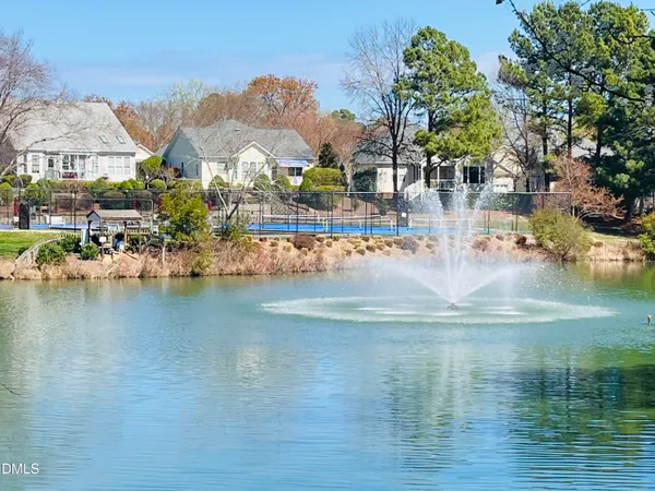 $649,900 | 408 Knotts Valley Lane, Cary, NC 27519