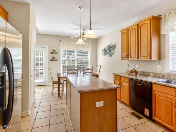 $649,900 | 408 Knotts Valley Lane, Cary, NC 27519