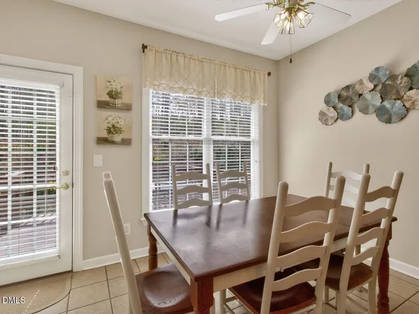 $649,900 | 408 Knotts Valley Lane, Cary, NC 27519