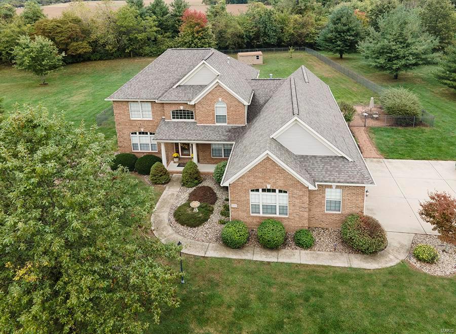 8401 Timber Ridge Drive Edwardsville, IL 62025 - Photo 3 of 72