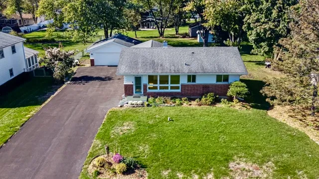 $430,000 | 1N274 Woods Avenue, Carol Stream, IL 60188