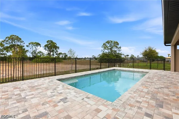 $2,499 | 2630 Northwest 23rd Avenue, Cape Coral, FL 33993