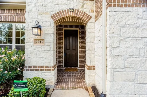$2,395 | 7919 Summer Night Lane, Rosenberg, TX 77469