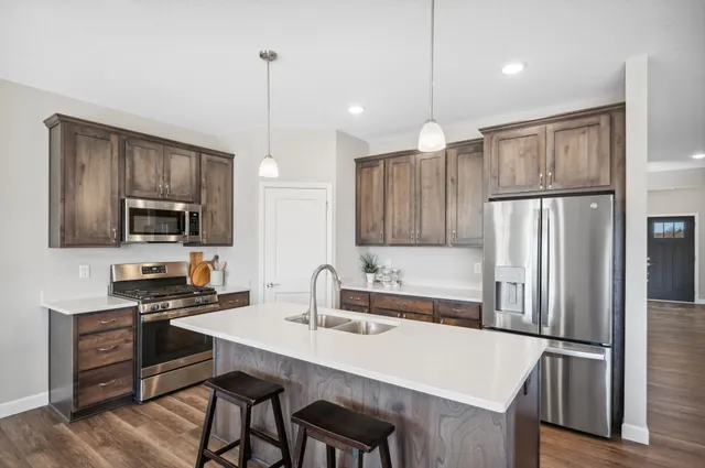 $459,900 | 470 Delta Queen Avenue, Prescott, WI 54021