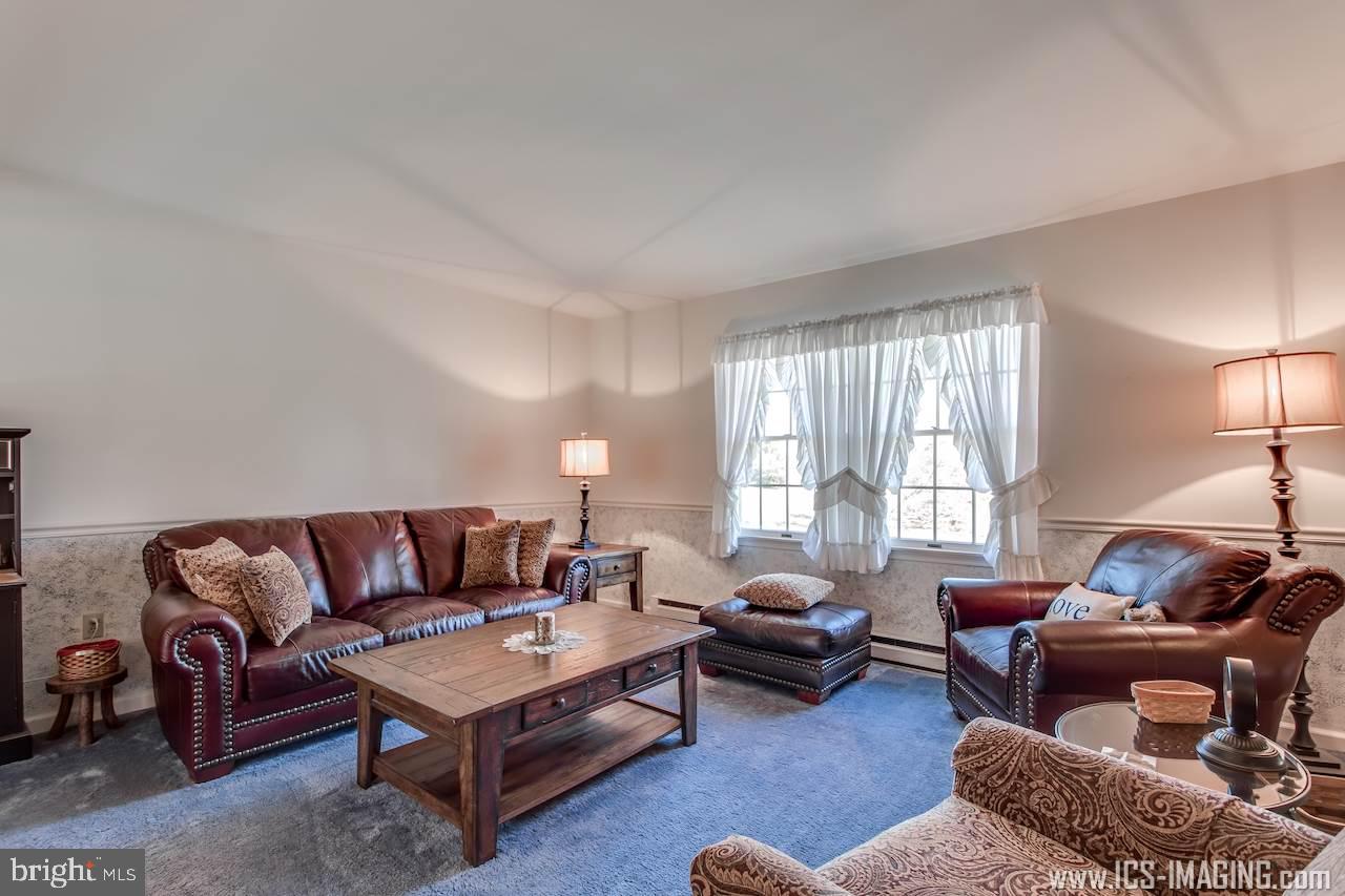 306 Bonnybrook Road Carlisle, PA 17015 - Photo 9 of 24 Gallery Image 9