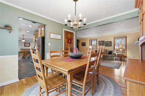 a view of a dining room and livingroom view