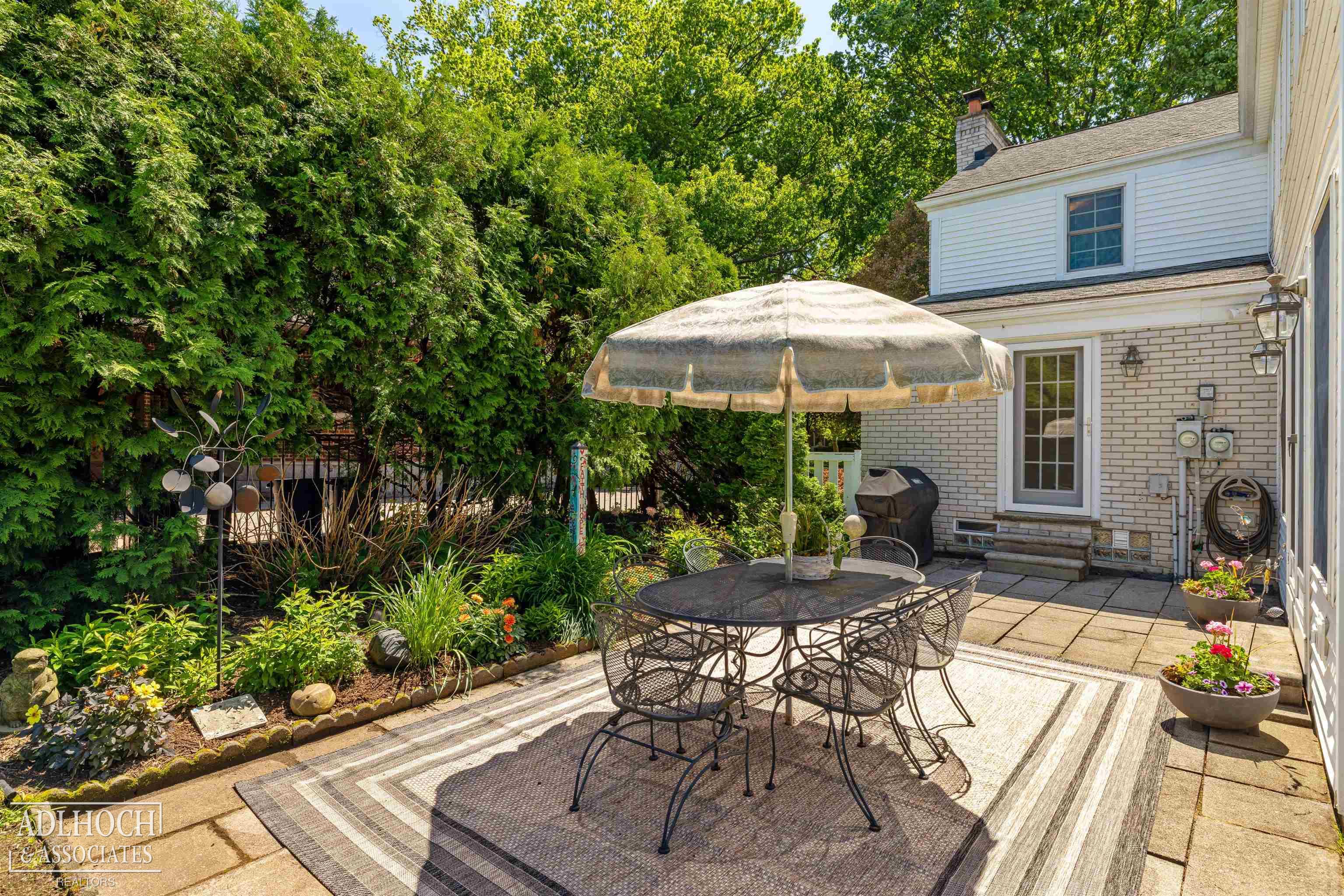 1254 Berkshire Road Grosse Pointe, MI 48230 - Photo 28 of 36