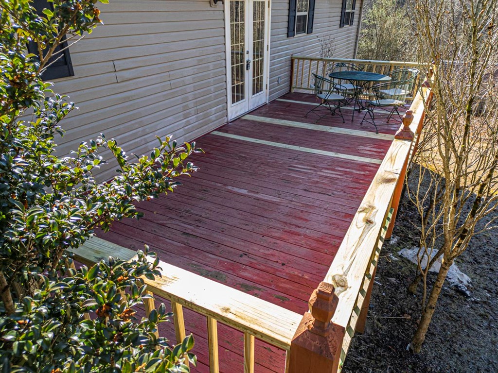 220 Yellowbird Trail Blue Ridge, GA 30513 - Photo 12 of 57
