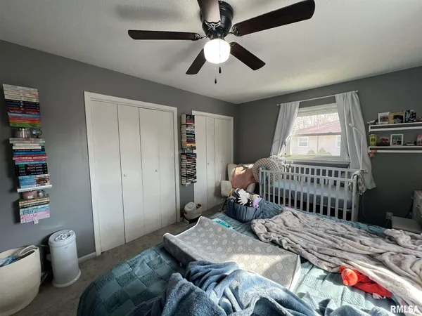 $165,000 | 209 West Kurlene Drive, Macomb, IL 61455