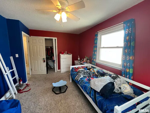 $165,000 | 209 West Kurlene Drive, Macomb, IL 61455