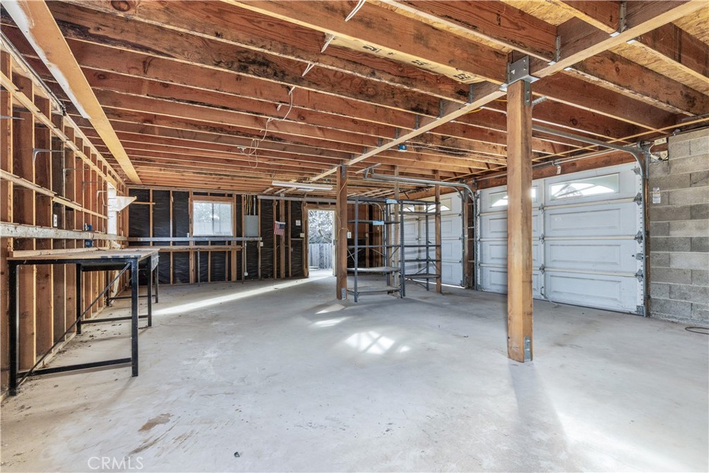 323 Crum Road Templeton, CA 93465 - Photo 51 of 59 Garage