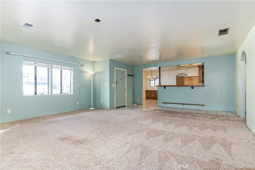 323 Crum Road Templeton, CA 93465 - Photo 7 of 60 Living room to kitchen