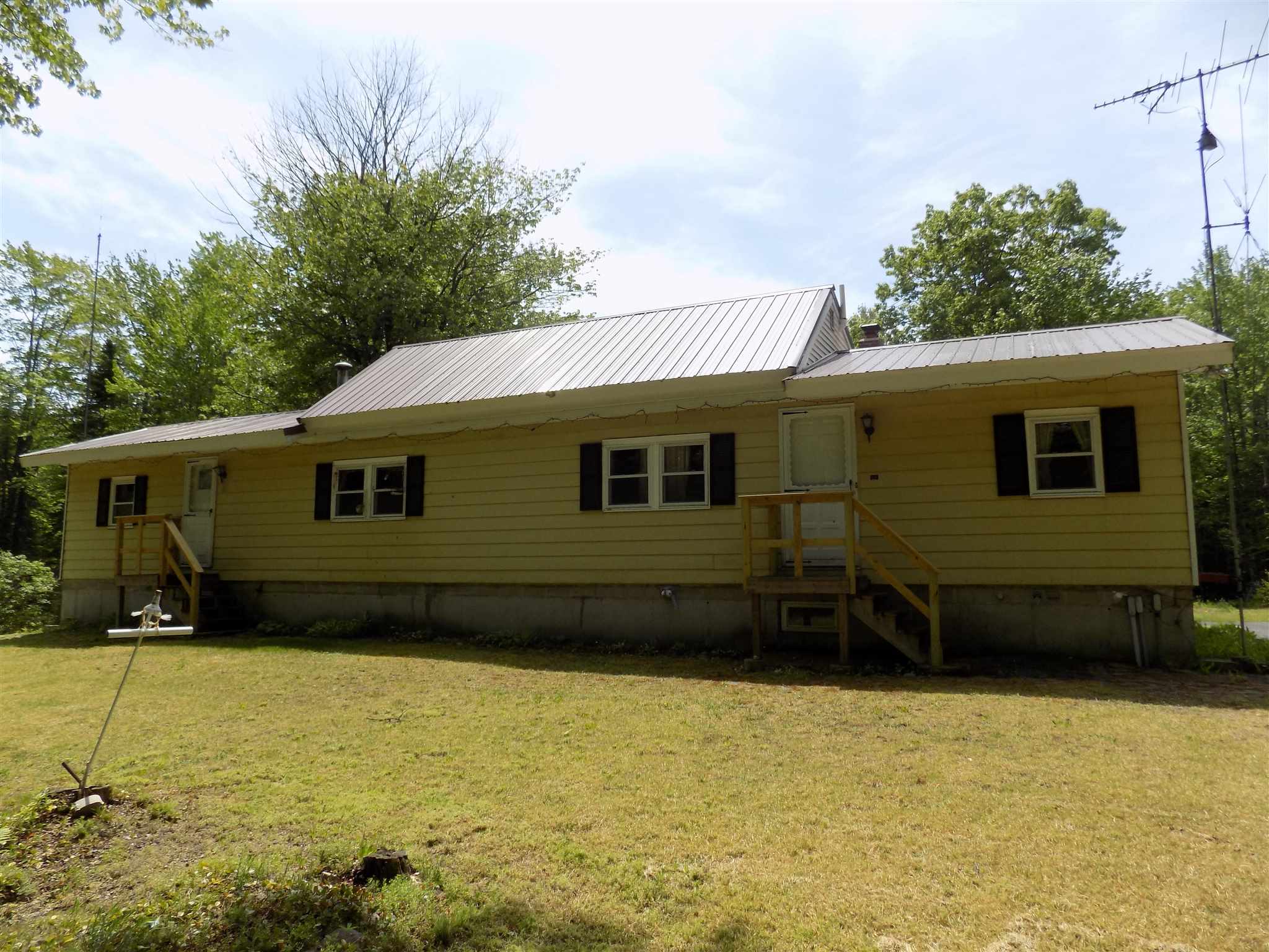 115 Town House Road Effingham, NH 03882 - Photo 2 of 11