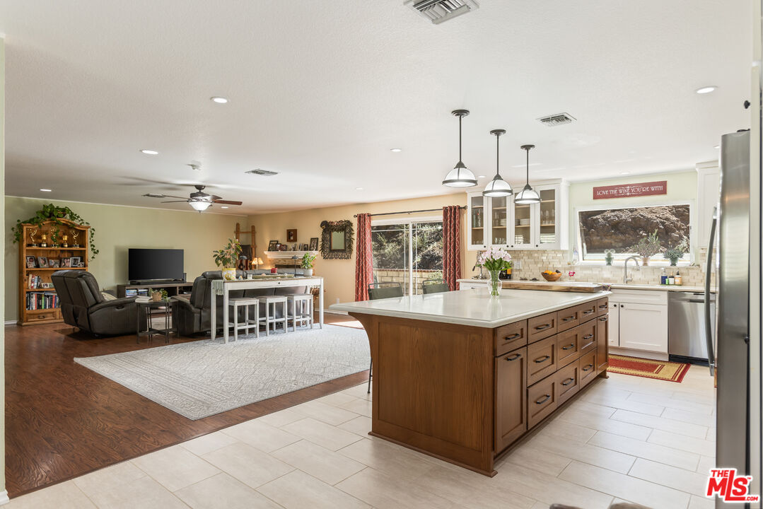 2952 Golden Spur Road Acton, CA 93510 - Photo 11 of 71