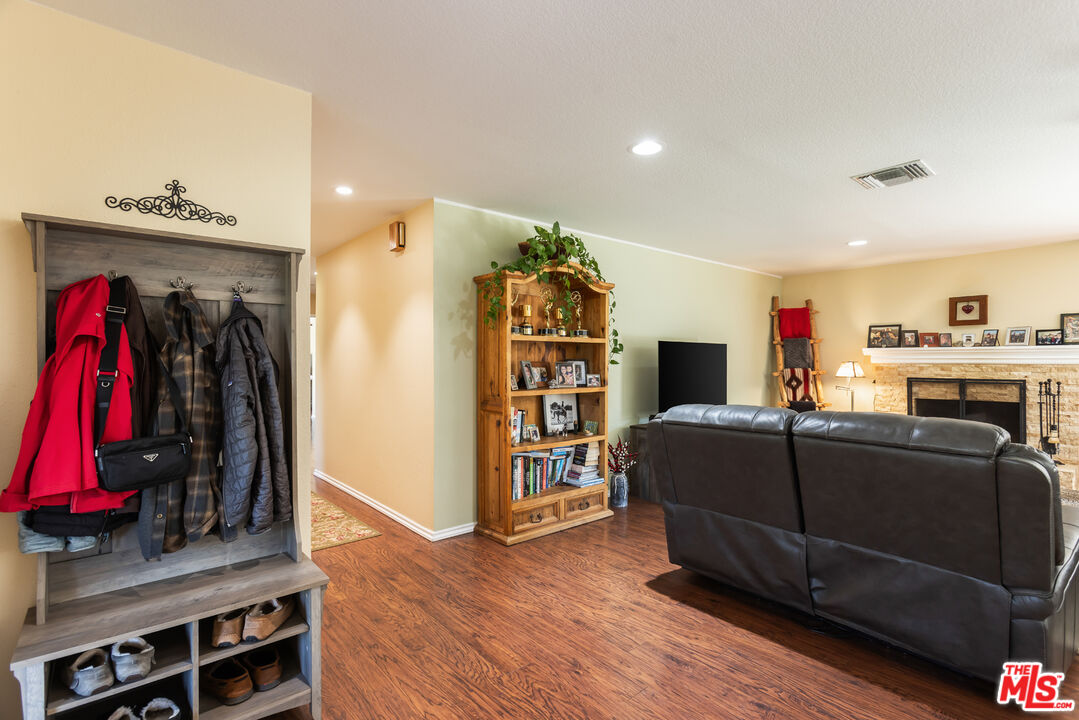 2952 Golden Spur Road Acton, CA 93510 - Photo 23 of 71