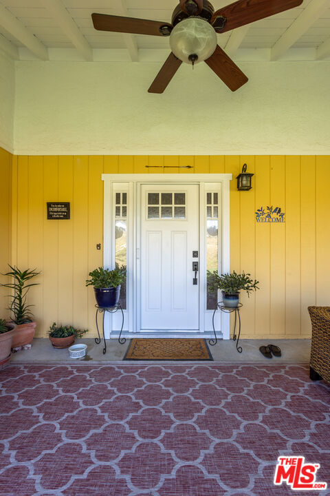 2952 Golden Spur Road Acton, CA 93510 - Photo 3 of 71