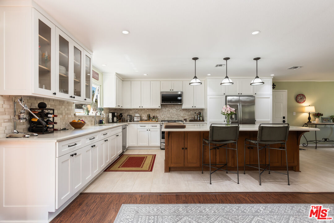 2952 Golden Spur Road Acton, CA 93510 - Photo 7 of 71