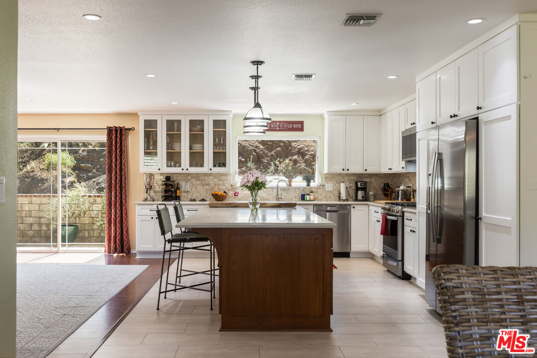 2952 Golden Spur Road Acton, CA 93510 - Photo 9 of 71