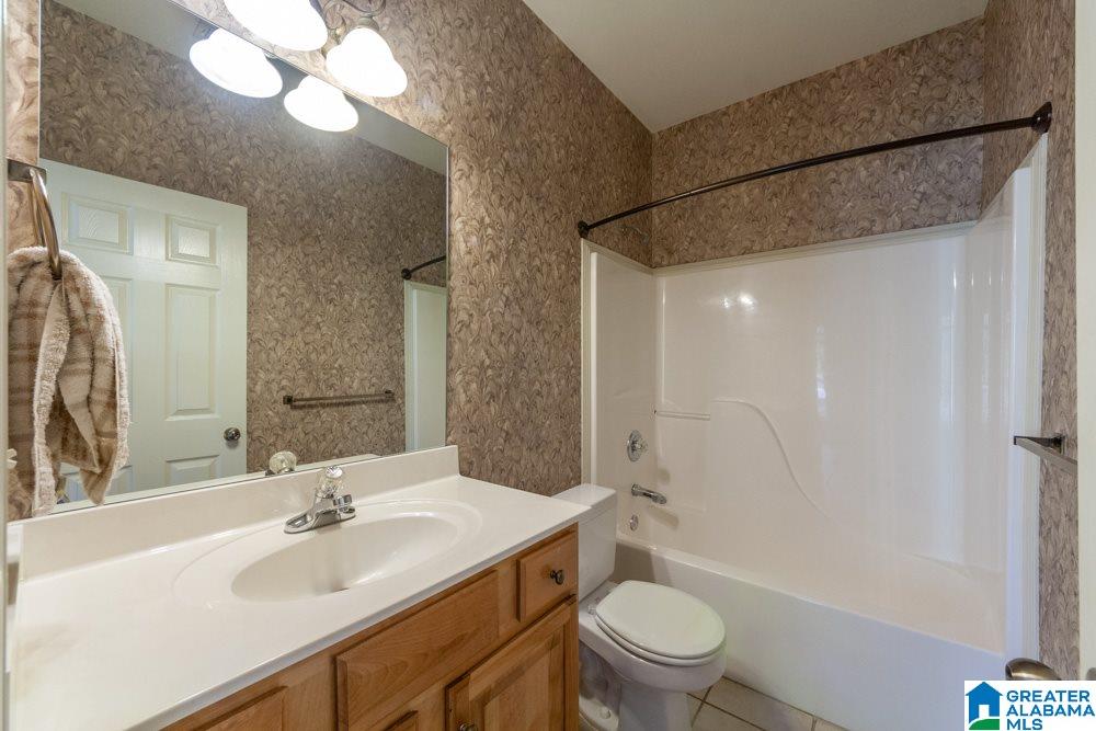 151 Heather Ridge Drive Pelham, AL 35124 - Photo 8 of 33