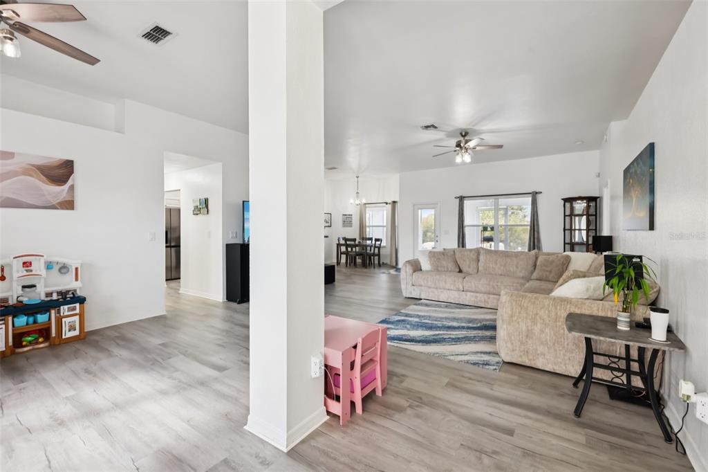 5891 Southwest 98th Place Ocala, FL 34476 - Photo 7 of 39