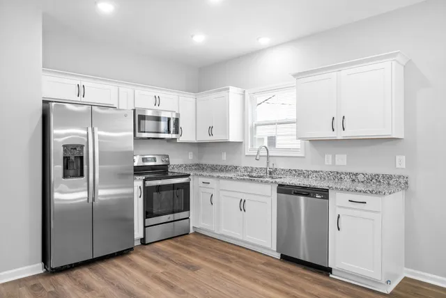 $1,700 | 941 Cumberland Drive, Clarksville, TN 37040