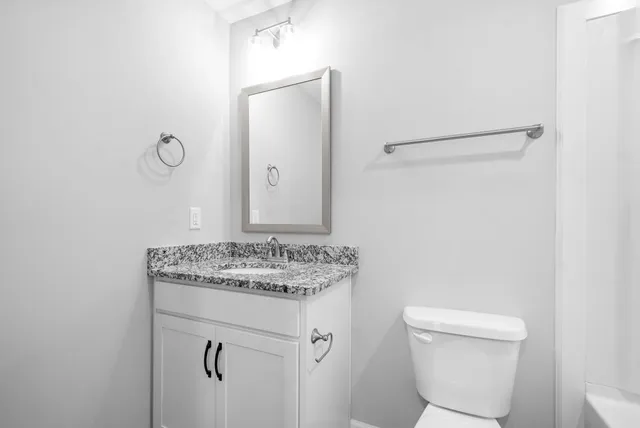 $1,700 | 941 Cumberland Drive, Clarksville, TN 37040