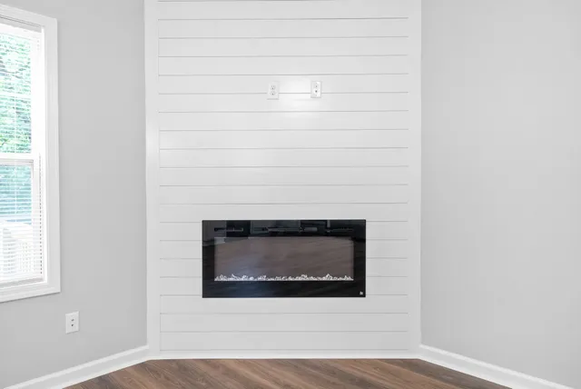 $1,700 | 941 Cumberland Drive, Clarksville, TN 37040