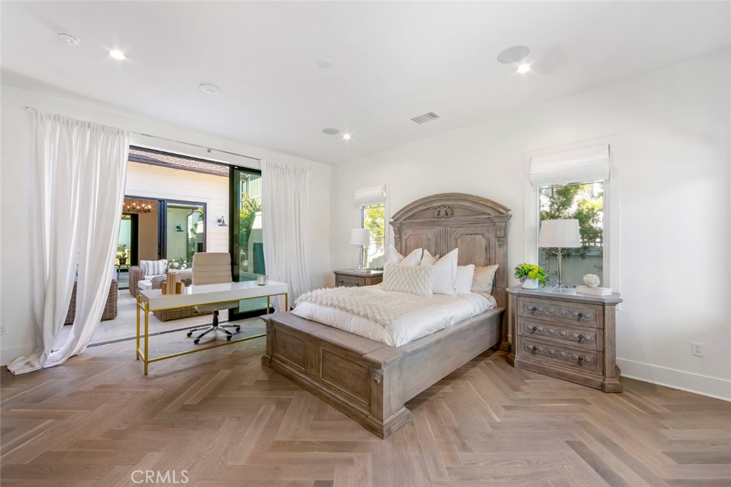 5 Rancho Elastico Road Rolling Hills Estates, CA 90274 - Photo 7 of 48 a bedroom with a bed and a window