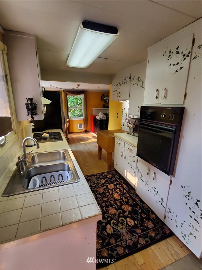16305 35th Avenue Southeast Bothell, WA 98012 - Photo 13 of 18 Gallery Image 13