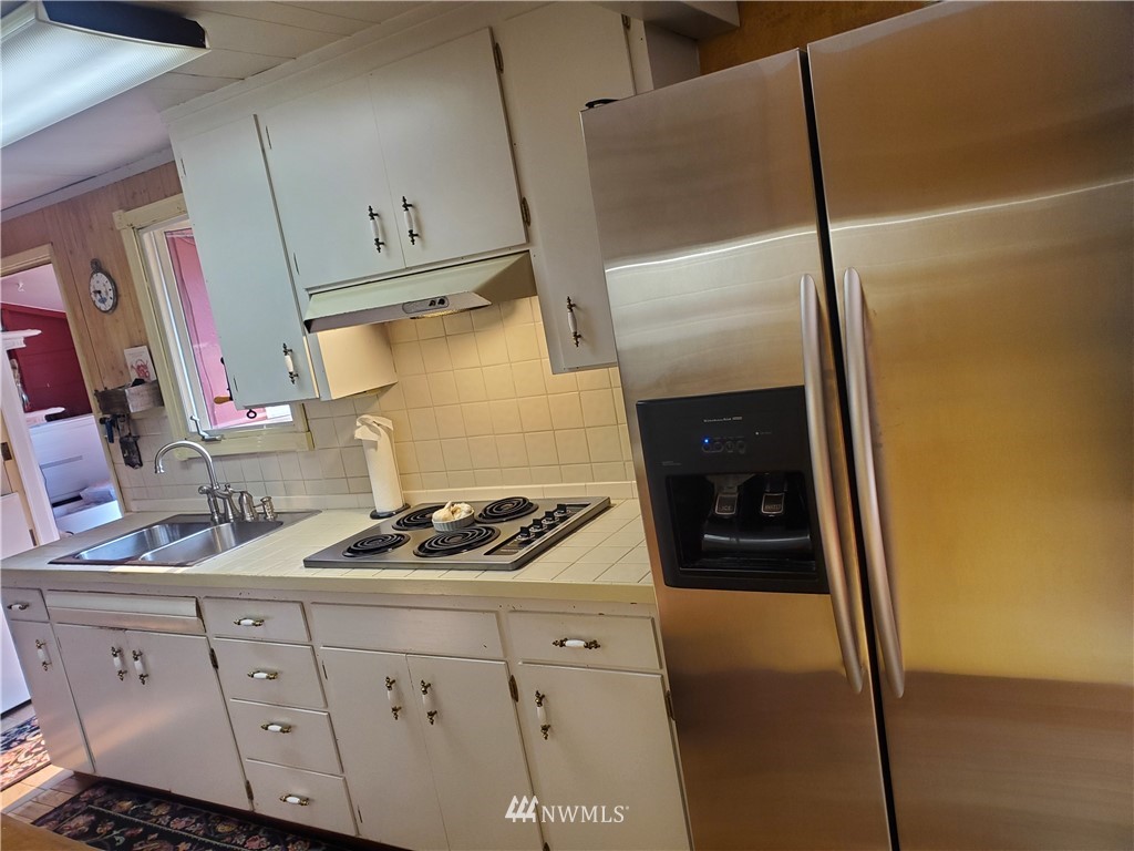 16305 35th Avenue Southeast Bothell, WA 98012 - Photo 15 of 18 Gallery Image 15