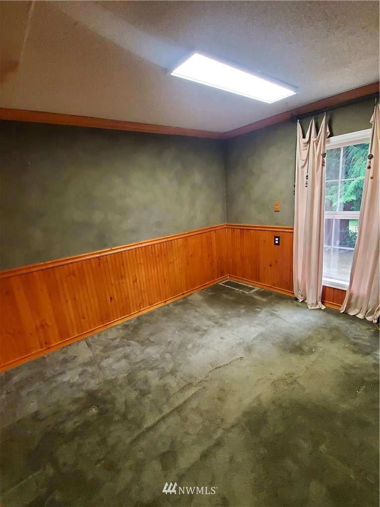 16305 35th Avenue Southeast Bothell, WA 98012 - Photo 17 of 18 Gallery Image 17